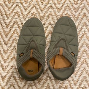 Teva Ember Moc